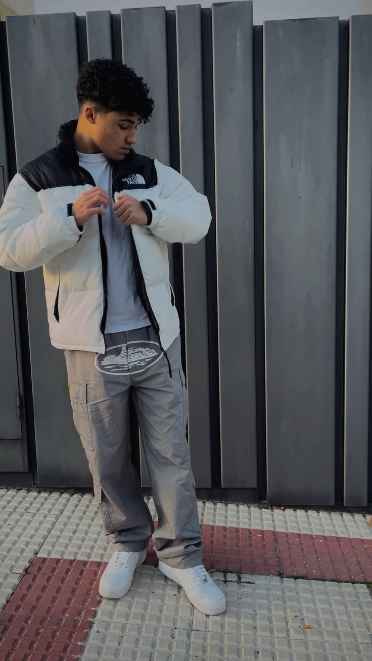 Corteiz Cargo: Where Modern Streetwear Meets Everyday Utility